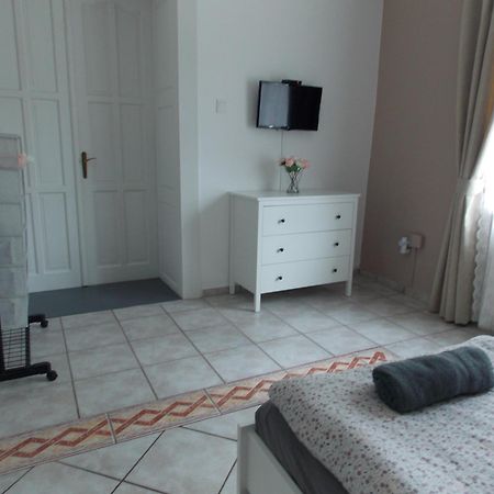 Eden Villa Apartmanhaz Balatonfured Exterior photo